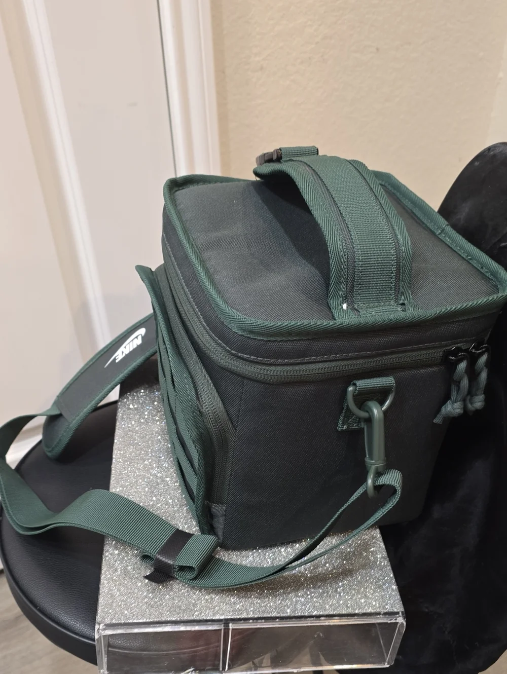 Nike Futura Sportswear Lunch Cooler Bag